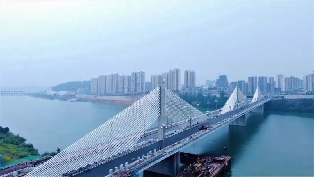 微信图片_20221018110935.jpg 微信图片_20221018110935.jpg