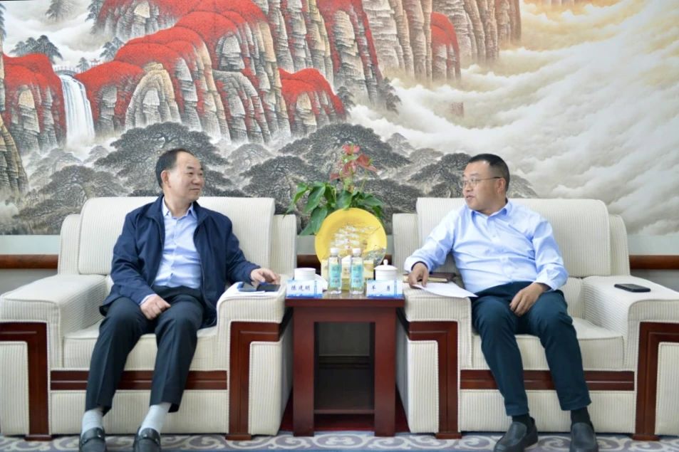 封面.jpg 封面.jpg