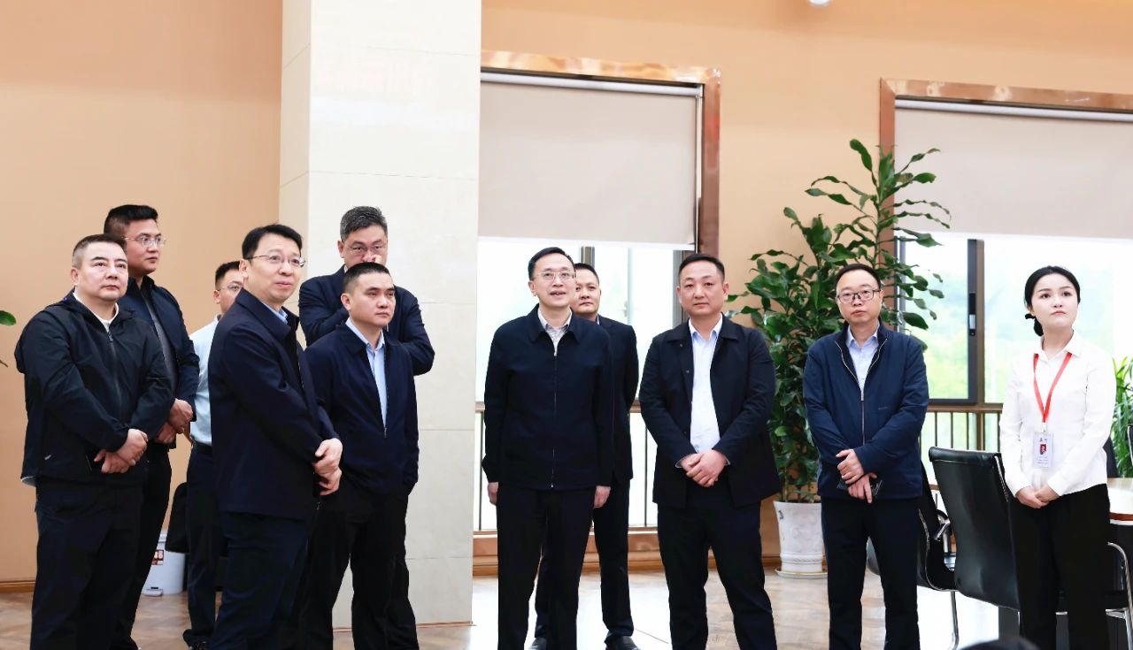 蜀道集团总工程师黄兵调研川南片区公司运营管理暨汛期安全工作